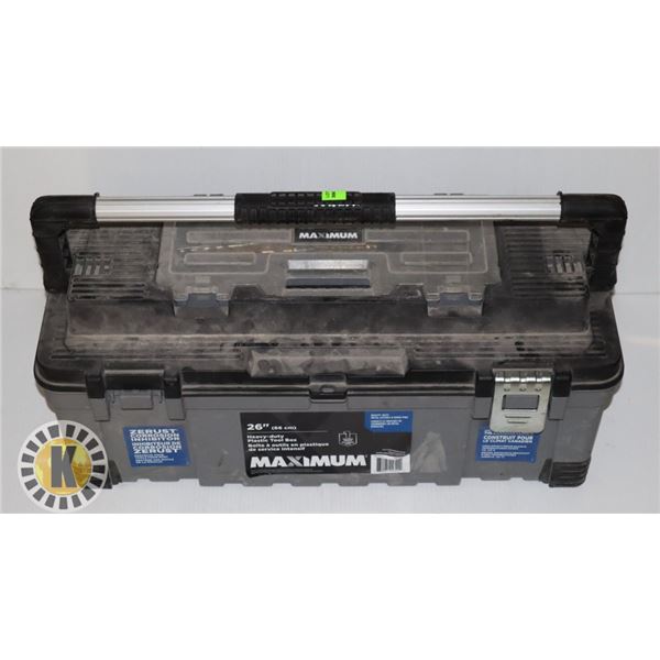 MAXIMUM 26" HEAVY DUTY PLASTIC TOOL BOX
