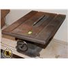Image 1 : SMALL TABLE SAW
