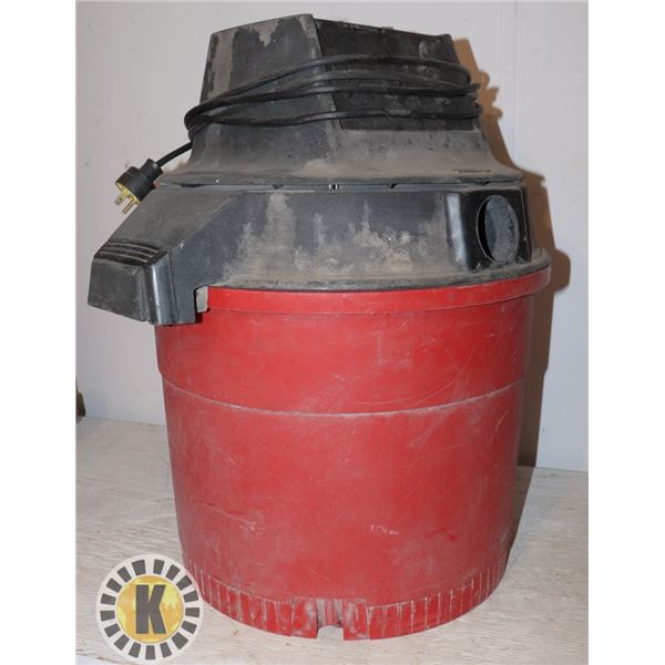 WET/DRY VAC