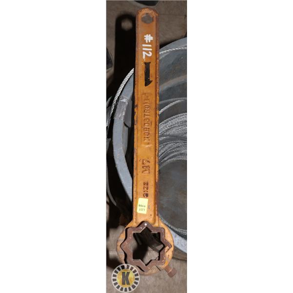 SPECIALTY PLUMBING WRENCH M7