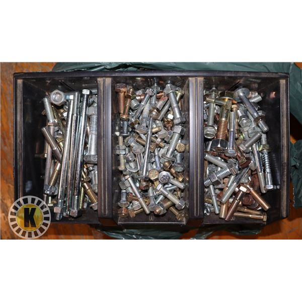 LARGE BUNDLE OF ASSORTED NUTS AND BOLTS