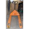 Image 1 : WIDE PALLET JACK