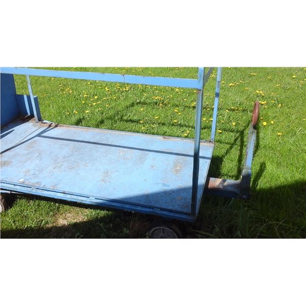 Cart with swivel Wheels