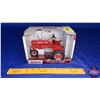 Image 1 : CASE IH McCormick Farmall B Tractor (Scale: 1/16)