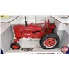 Image 5 : CASE IH McCormick Farmall "Super M-TA" Tractor (Scale 1/16)