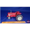 Image 2 : McCormick Farmall 706 Tractor   "Walt's Puffer"   "Mobil"   (Scale 1/16)
