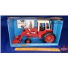 Image 1 : Farm Country International 1586 Tractor w/ Endloader (Scale 1/16)