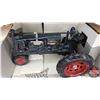 Image 5 : McCormick - Deering Farmall "F-20" Tractor (Scale 1/16)