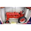 Image 5 : McCormick Farmall Super M-TA  "Diesel"  (Scale: 1/16)