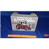 Image 3 : International 1066 Farmall "5 Millionth Tractor" Special Edition  (Scale: 1/16)