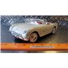 Image 2 : Mira  "Golden Line Collection"  Chevrolet Corvette 1953  (Scale 1/18)