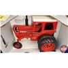 Image 5 : International 1566 Tractor  Special Edition  "July 1991"  (Scale: 1/16)
