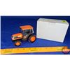 Image 1 : Kubota L4200 Tractor  (Scale 1/32)