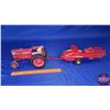 Image 2 : International Hydro Farmall 1026 Tractor w/ New Holland Baler  (Scale 1/16)