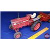 Image 4 : International Hydro Farmall 1026 Tractor w/ New Holland Baler  (Scale 1/16)