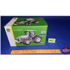 Image 1 : John Deere 8400R : Prestige Collection "100 Years John Deere Tractors Since 1918" (Scale: 1/32)