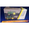 Image 3 : John Deere 1956 Model 820 Diesel (Scale: 1/16)
