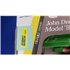 Image 6 : John Deere 1956 Model 820 Diesel (Scale: 1/16)