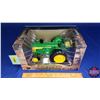 Image 1 : John Deere 830 (Fourth in a Series) "200th Birthday of John Deere" (Scale: 1/16)
