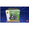Image 4 : John Deere 8400R Prestige Collection (100 Years John Deere Tractors) (Scale: 1/16)