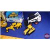 Image 2 : Tray Lot: Variety of Construction Toys - Variety of Sizes (7) (See Pics!)