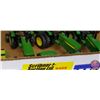 Image 5 : Tray Lot: John Variety of Tractors & Implements (Scale: 1/64) (See Pics!)
