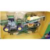 Image 5 : John Deere 9320 w/1890 Air Seeder & Commodity Cart (60th Anniversary) (Scale: 1/64)