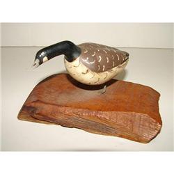 MINIATURE CANADA GOOSE CARVING
