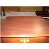 Image 2 : HENKEL-HARRIS MAHOGANY STAND