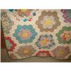 Image 4 : ANTIQUE QUILT