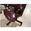 Image 2 : CLASSIC LEATHER EXECUTIVE CHAIR