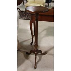 CHERRY QUEEN ANNE STYLE CANDLESTAND