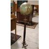 Image 1 : DECORATIVE TERRESTRIAL GLOBE