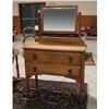 Image 1 : OAK VANITY
