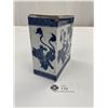 Image 2 : 6 x5 Inch Decorative Chinese Porcelain Box
