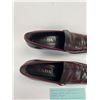 Image 4 : Fabulous Pair of Authentic Vintage Prada Vera Cuoio Leather Pumps Size 36.5 Brown with Burgandy Acce