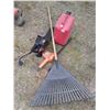 Image 1 : Chainsaw - Hedge Trimmer - Rake - Gas Can