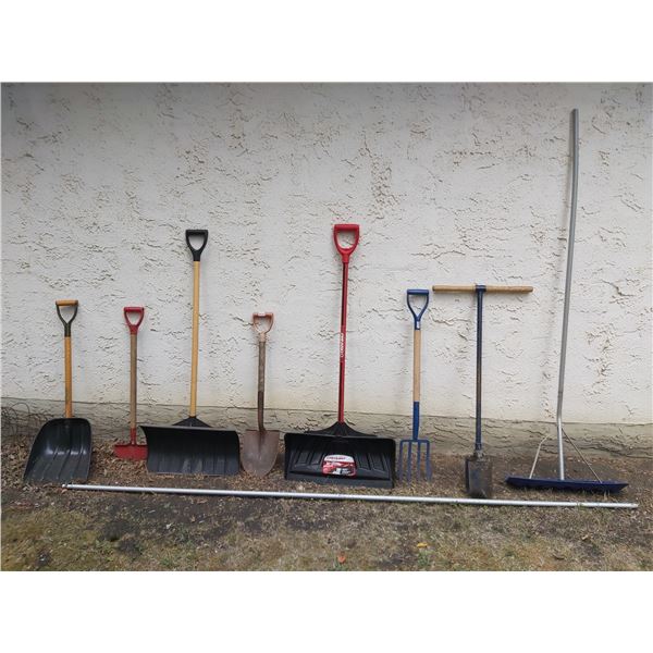 Hole Digger - Shovels - Roof Scraper - Pitch Fork