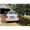 Image 4 : 2002 White Lincoln Town Car with 44,540 kms