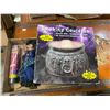 Image 1 : Halloween decor