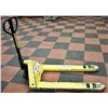 Image 1 : YELLOW PALLET JACK / 5,500LBS.