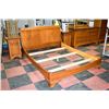 Image 1 : HPL SHERMAG SOLID WOOD SLEIGH STYLE QUEEN BED