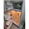 Image 2 : FRIGIDAIRE WHITE TOP FREEZER REFRIGERATOR