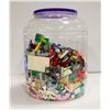 Image 1 : LARGE TUB FULL OF LEGO