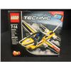 Image 1 : Lego Technic 42044 Display Team Jet