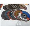 Image 2 : box of assorted cutting & grinding discs