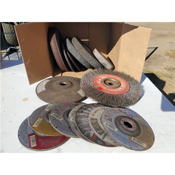 box of assorted cutting wheels, grinding discs, wire wheel
