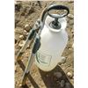 Image 2 : extendable pruning sheers and pump spray bottle sprayer