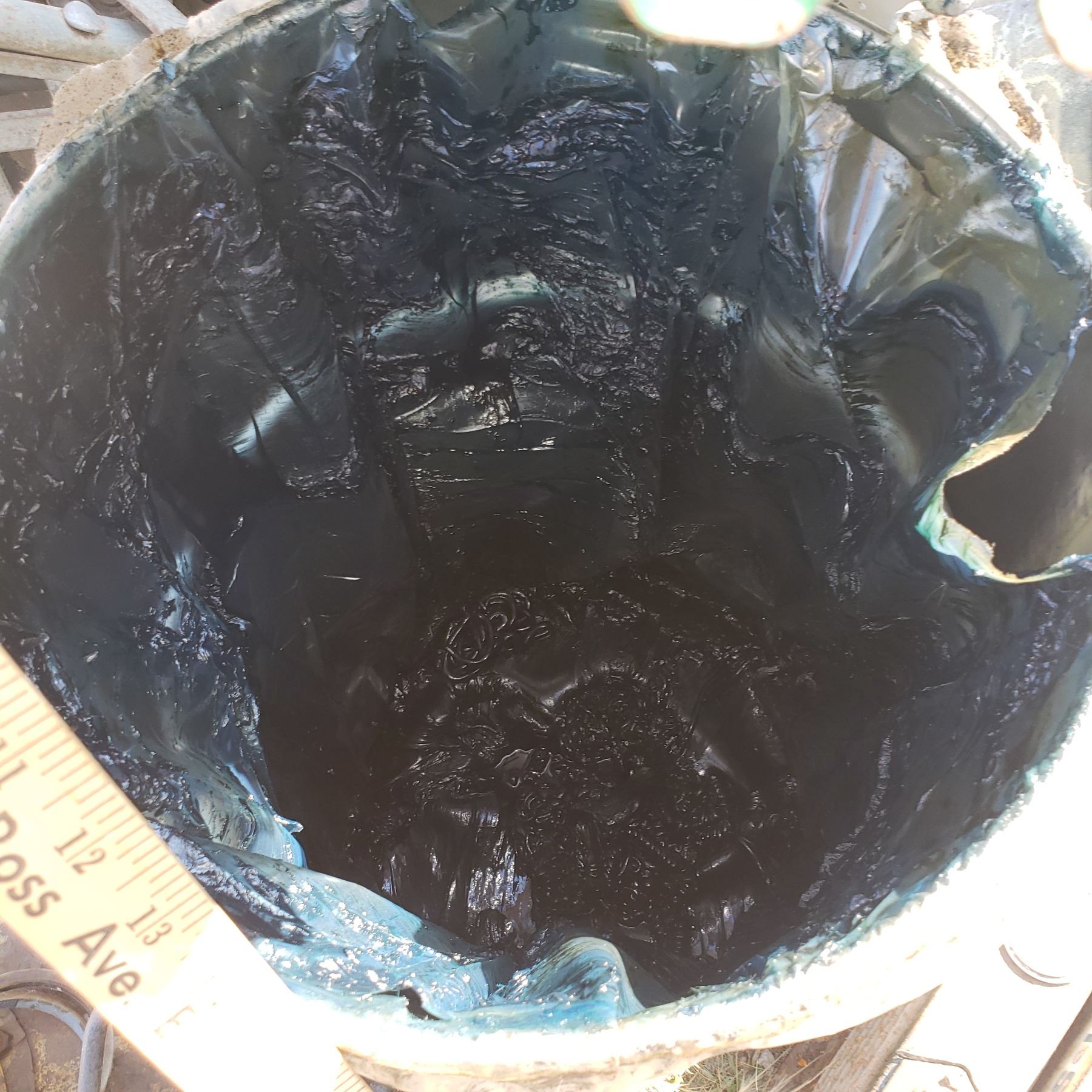 Pyroplex Blue super high performance grease (about 1/3) Castrol EP grease