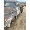 Image 2 : 1954 IHC TRUCK R130 C/W HOIST VIN 15734C